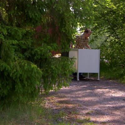 Lee släpar spjälsäng
