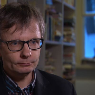 Heikki Hiilamo on sosiaalipolitiikan professori Helsingin yliopistossa.