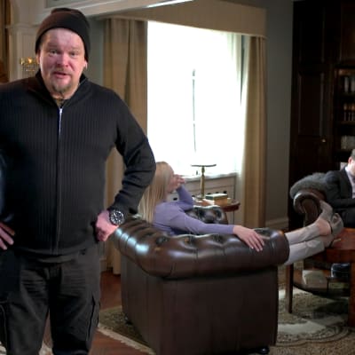 Ville Haapasalo juontaa UPplus-ohjelman