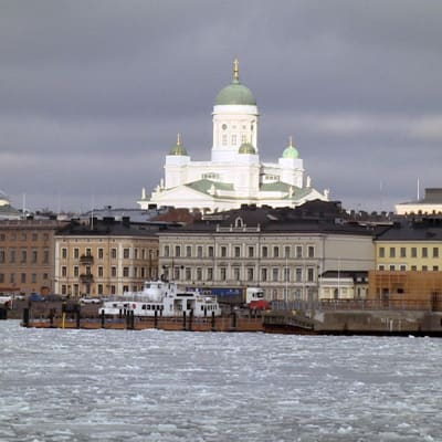 Talvinen näkymä Helsingin Eteläsatamasta