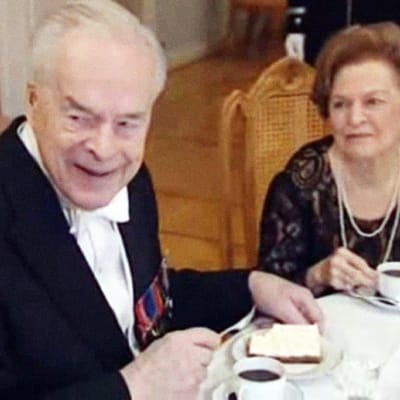 Kapteeni Gerdt Linnan juhlissa 2009.
