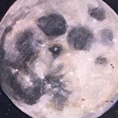 En målning av månen.