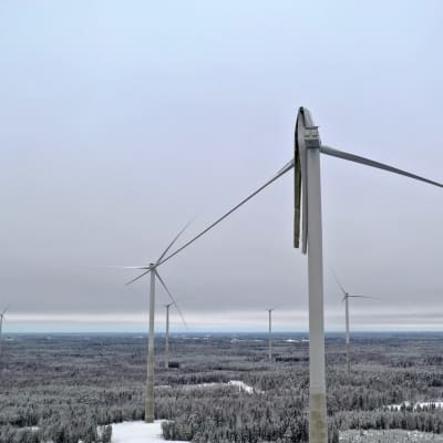 Vindkraftverk i Märkenkall har tappat en del av en vinge. 