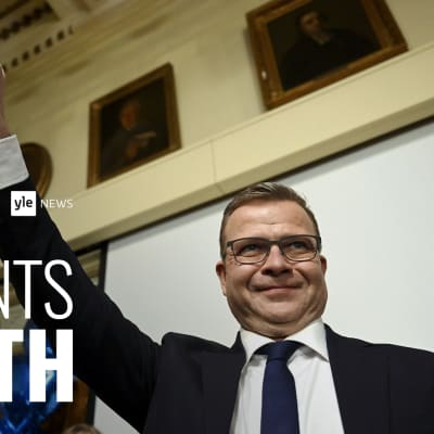 Petteri Orpo juhlii vaalivoittoa.