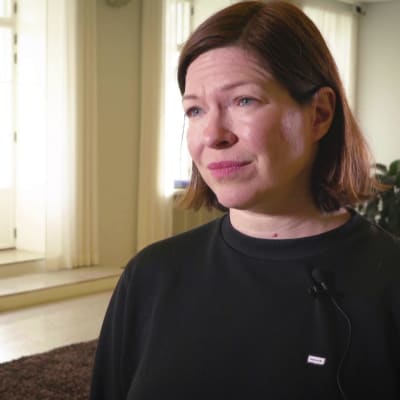 Anni Sinnemäki i stadshuset.