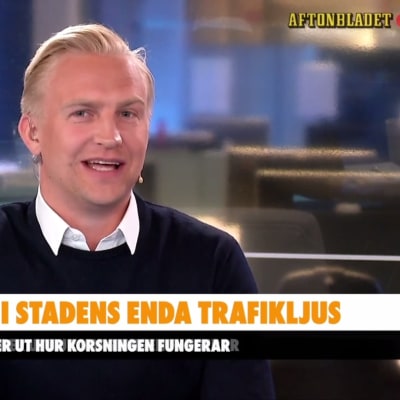 En redaktör vid Aftonbladets TV. Han heter Janne Grönroos.