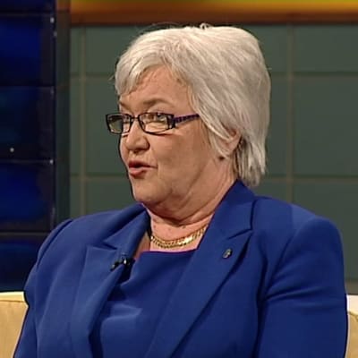 Ufologi ja erikoislääkäri Rauni-Leena Luukanen-Kilde haastateltavana Arto Nybergin ohjelmassa vuonna 2007.