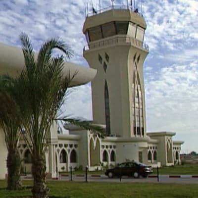 Gazas internationella flygplats då den var ny 1998. 