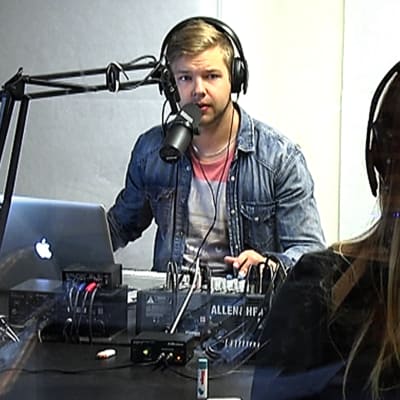 Radio Luxin studio.