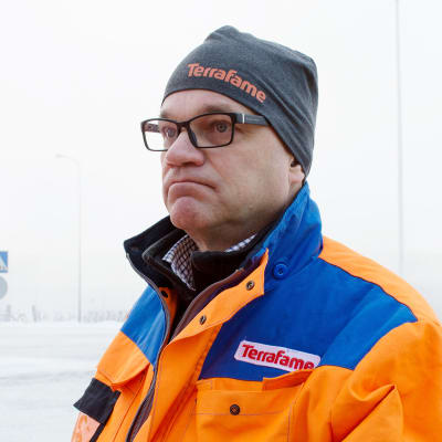 Pääministeri Juha Sipilä Terrafamen tehtaalla 14.11.2016