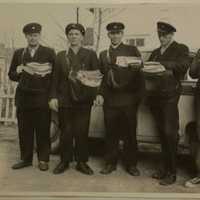 Syväkankaan postimiehiä vuonna 1962.