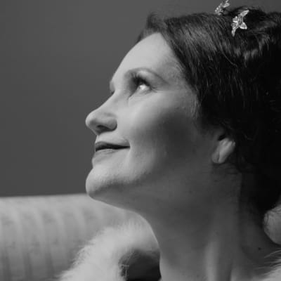 Pia-Maria Lehtola som Dorothy Lamour