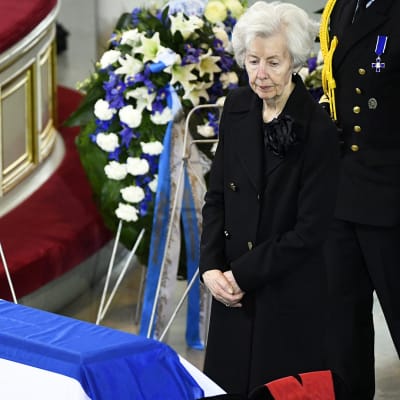 Presidentti Mauno Koiviston hautajaiset