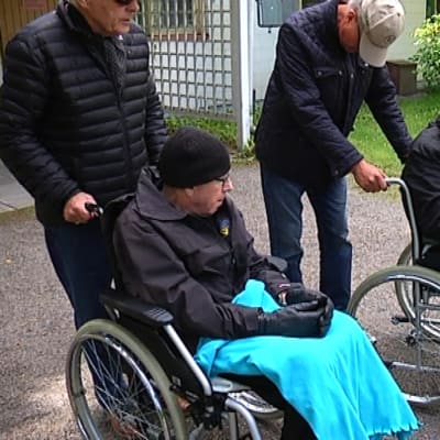 personer i rullstol