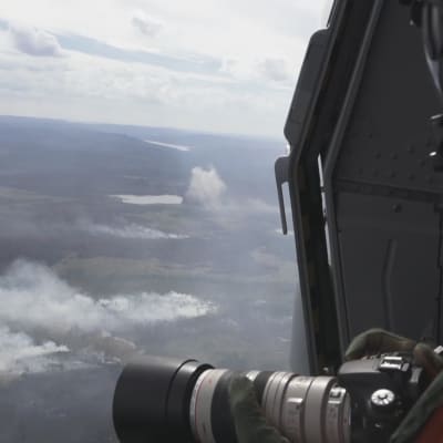 Ruotsissa metsäpaloihin kokeiltiin pommituksia
