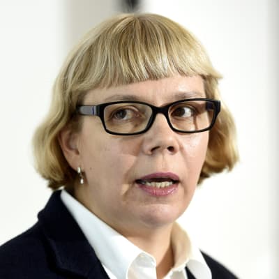Julkisen sanan neuvoston puheenjohtaja Elina Grundström.