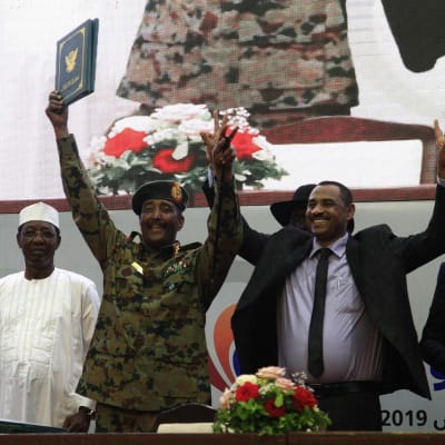 Sopimus vallanjaosta tehtiin Khartoumissa 17. elokuuta. 