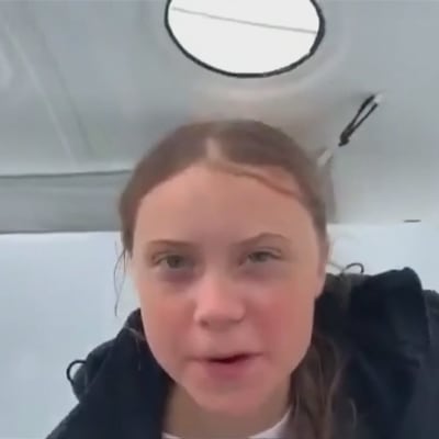 Greta Thunberg på segelbåten Malizia II på väg över Atlanten