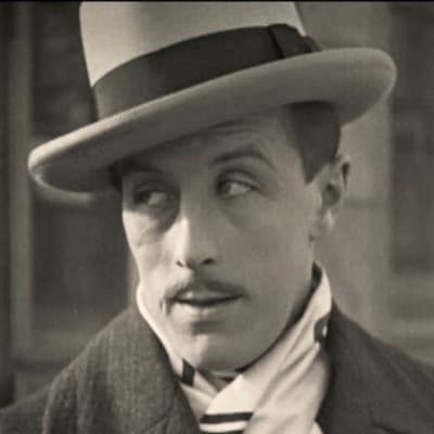 Skådespelaren och äventyraren Carl von Haartman i filmen "Högsta vinsten".