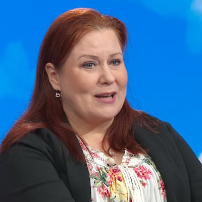 Futuristi Elina Hiltunen Puoli seitsemän -ohjelmassa