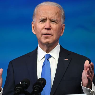 Yhdysvaltain tuleva presidentti Joe Biden kommentoi ajankohtaisia asioita ennen juhlapyhiä