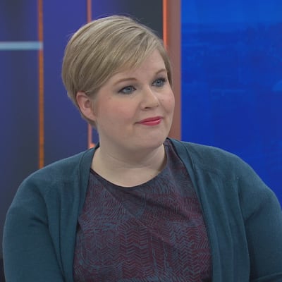 Kulttuuriministeri Annika Saarikko lupaa helpotusta kulttuurialan ahdinkoon