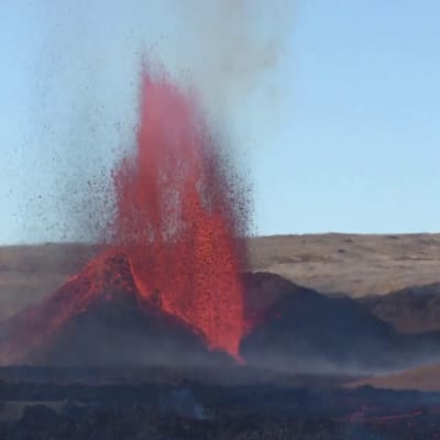 Tulivuorenpurkaus kiihtyi Islannissa