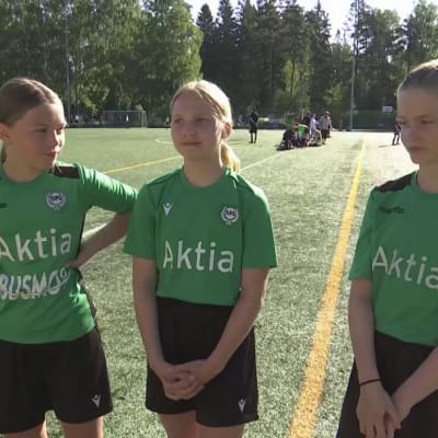 Tyttöjen jalkapalloturnaus Stadi Cup starttasi Helsingissä