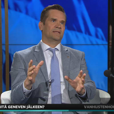 Ulkopoliittisen instituutin Mika Aaltola A-studiossa.