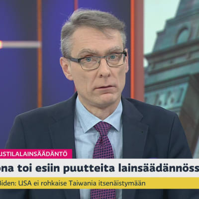 Oikeuskansleri Tuomas Pöysti: Uusiin kriiseihin varauduttu huonosti