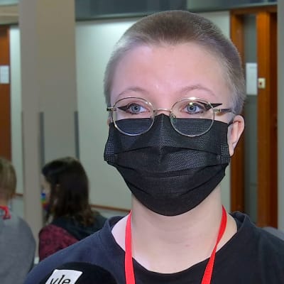 Näin nuoret reagoivat suunnitelluihin asevelvollisuusuudistuksiin