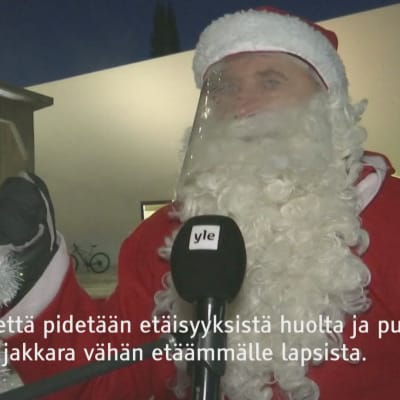 Joulupukkikeikkaa tekevä Tapio Kujala valmistautuu jouluaattoon ja antaa vinkit myös pukkia odottaviin koteihin.
