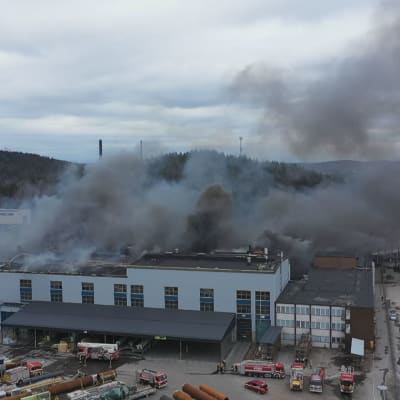 Valmetin tehtaalla suurpalo Jyväskylässä