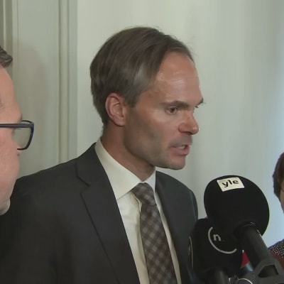 Kokoomuksen eduskuntaryhmän puheenjohtaja Kai Mykkänen kommentoi Wille Rydmanin luottamusta