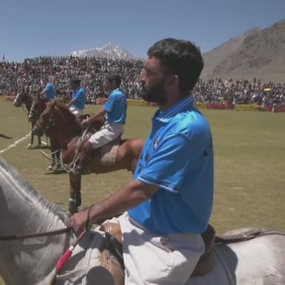 Perinteinen pakistanilainen pooloturnaus pelataan lähes 4 000 metrissä