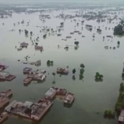 Pakistania koettelee pahin tulva  yli 10 vuoteen
