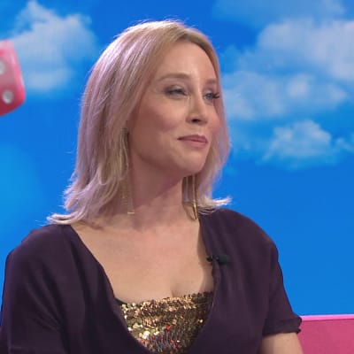Clarissa Jäärni Puoli seitsemän -ohjelmassa.