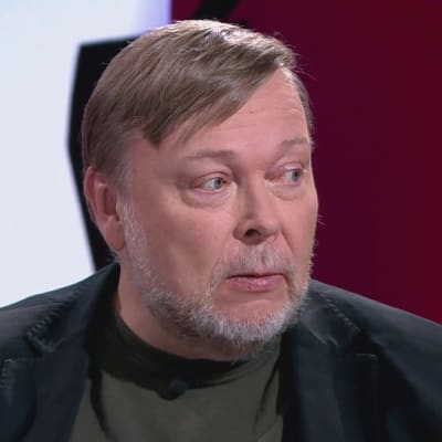 Toimittaja ja kirjailija Markus Leikola Viimeinen sana -ohjelmassa