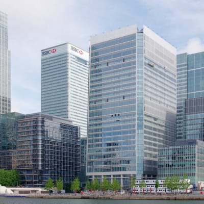 Läkemedelsverket i London (byggnaden i mitten)