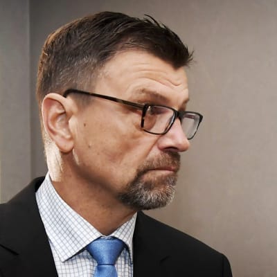 Matti Nissinen virkarikossyytteidensä käsittelyssä korkeimmassa oikeudessa.