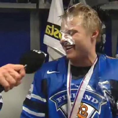 Tuomo Ruutu haastattelee Mikael Granlundia
