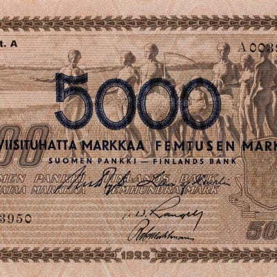 500 mk setelin päälle painettu 5000mk.