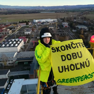 Bild från gruvtornet under aktionen i Nováky.