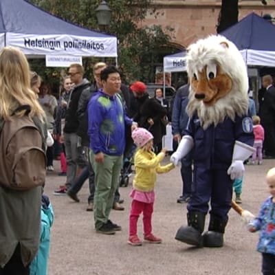 Polislejonet - maskot vid Helsingforspolisen