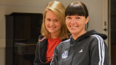 Neea Kotkanoja och Marika Pulliainen i Sportmåndag 30.11.2015