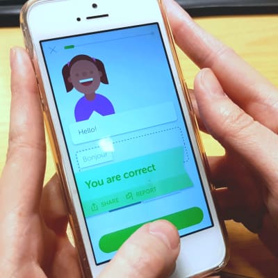 Duolingo on kielten opiskeluun tarkoitettu ilmainen oppimissovellus. Käyttäjä voi vertailla edistymistään ja kilpailla tuloksissa kavereidensa kanssa.
