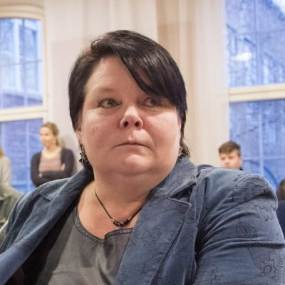 Terhi Kiemunki i tingsrätten i Tammerfors