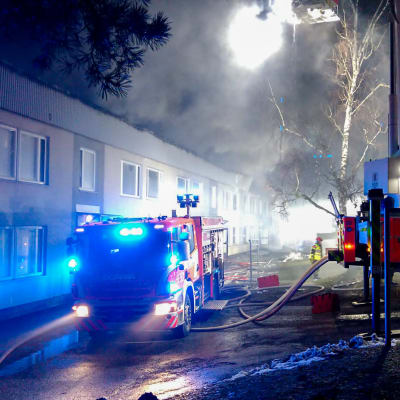 Brand i Smedsbacka i Helsingfors