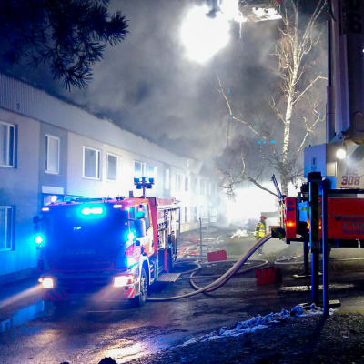 Brand i Smedsbacka i Helsingfors