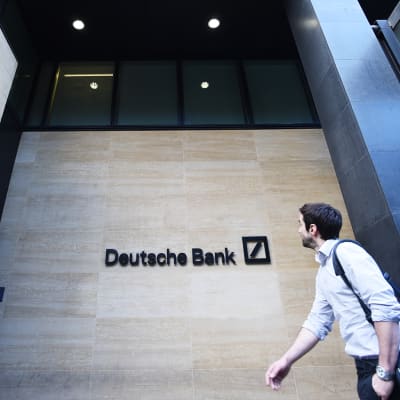 Deutsche Bankin konttori Lontoossa.